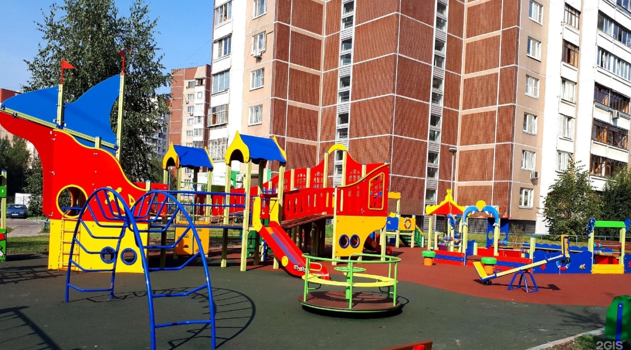 Классические детские площадки